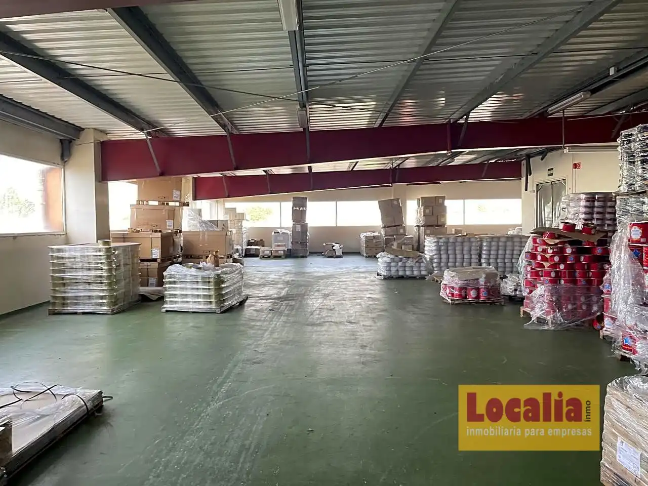 Nave industrial en venta en Laredo