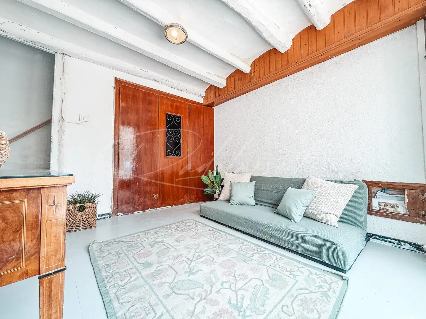 Casa con terraza en venta en Carrer Carrer Mare de Déu de la Roca, imagen 7