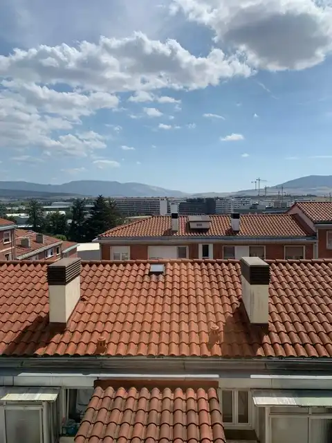 Vista exterior de Piso de alquiler en  Pamplona / Iruña con Calefacción, Parquet y Amueblado