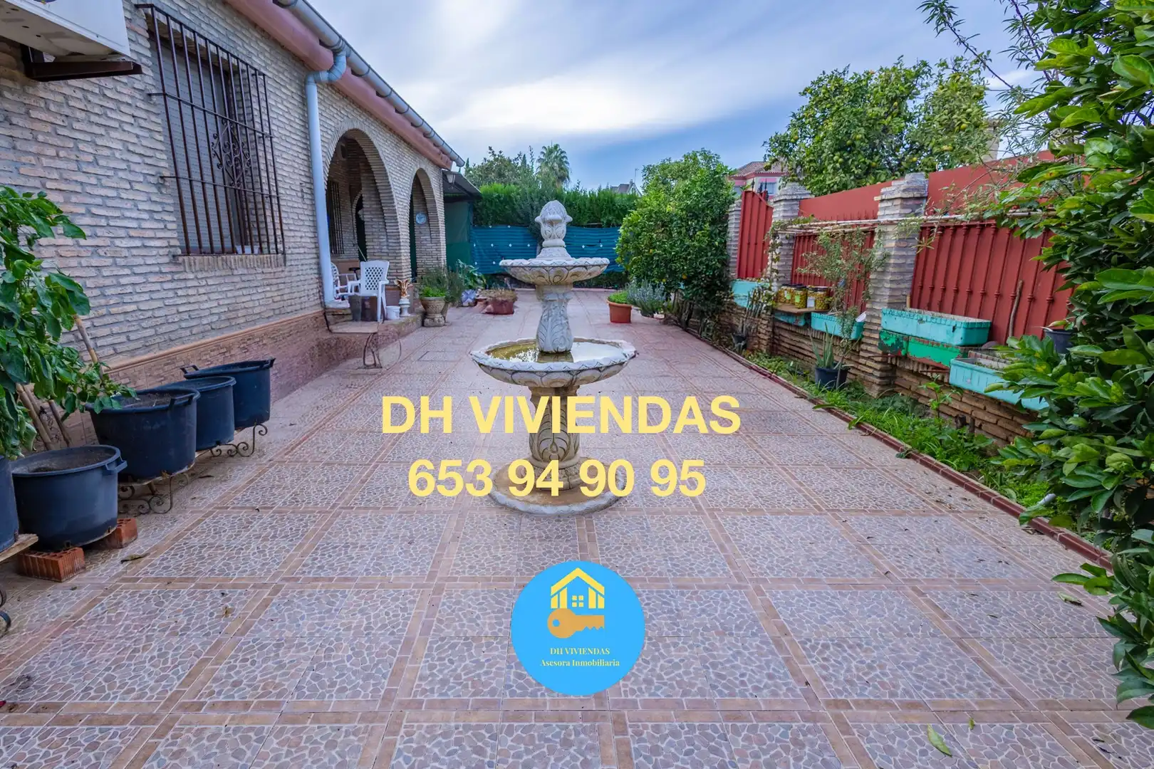 Garden of Houses for sale in Dos Hermanas  with Air Conditioner, Private garden and Terrace