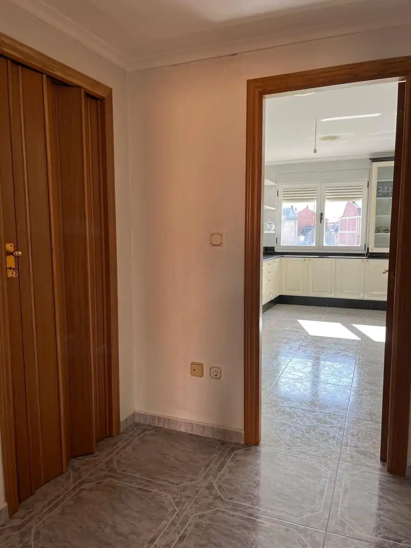 Casa o xalet en venda en Ponferrada amb Parquet