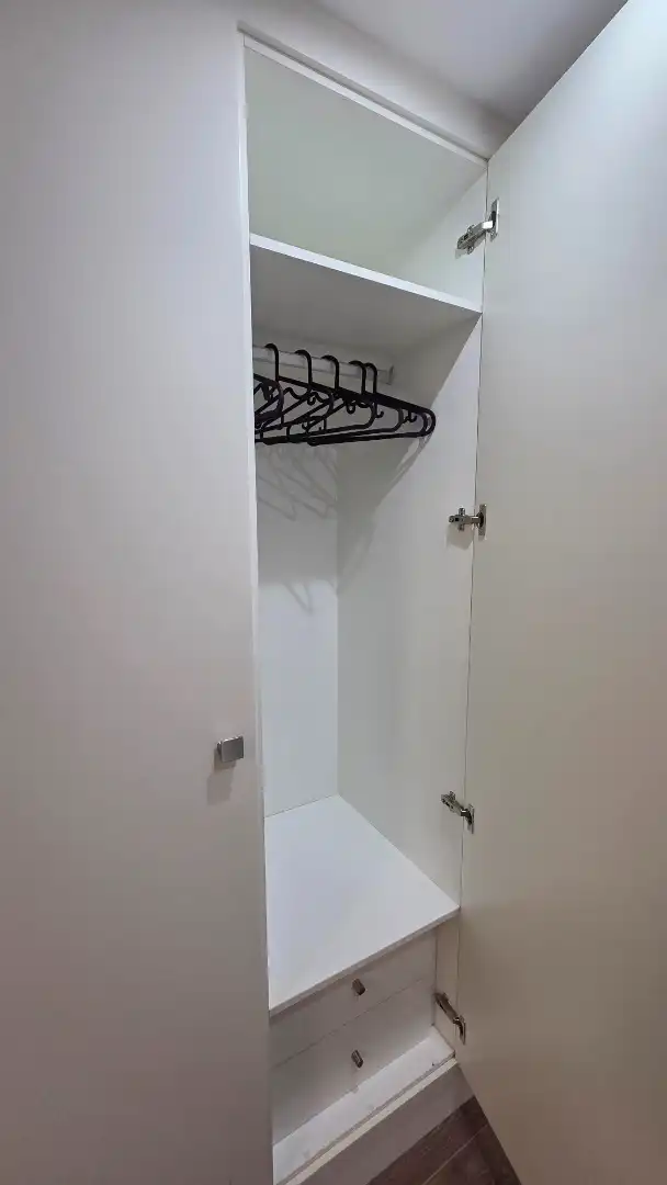 Habitación de Piso de alquiler en Valencia con Aire acondicionado, Amueblado y Horno