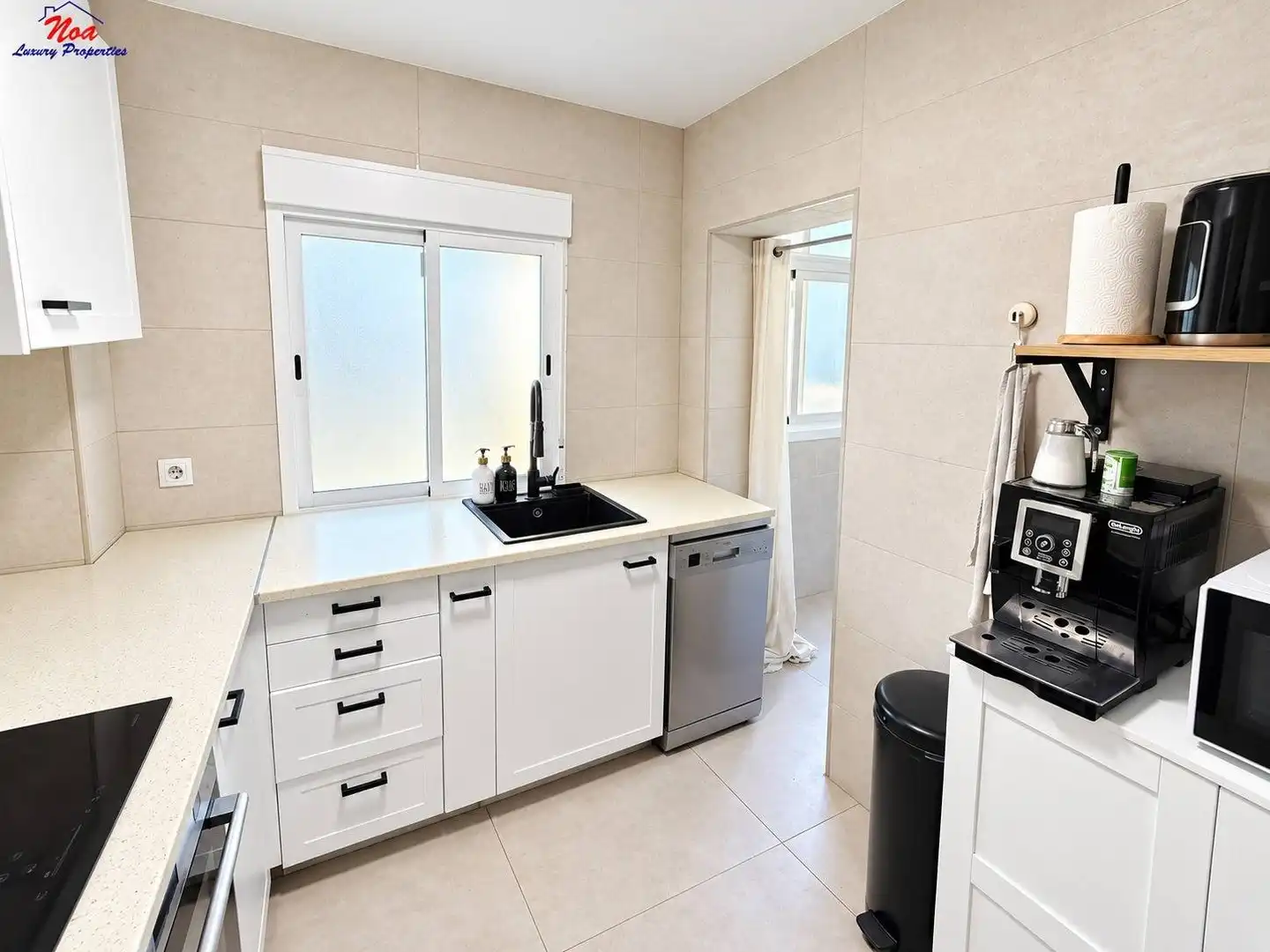Apartamento con balcón en venta en Calle Tres Banderas, imagen 13