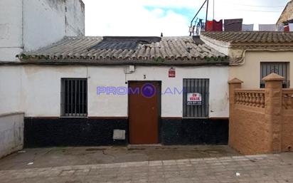 Exterior view of House or chalet for sale in La Puebla del Río