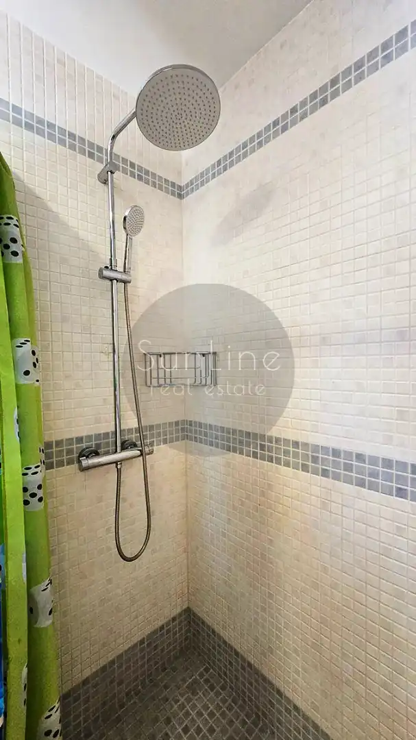 House with pool for sale in Carrer Font de la Carrasquera, imagen 173