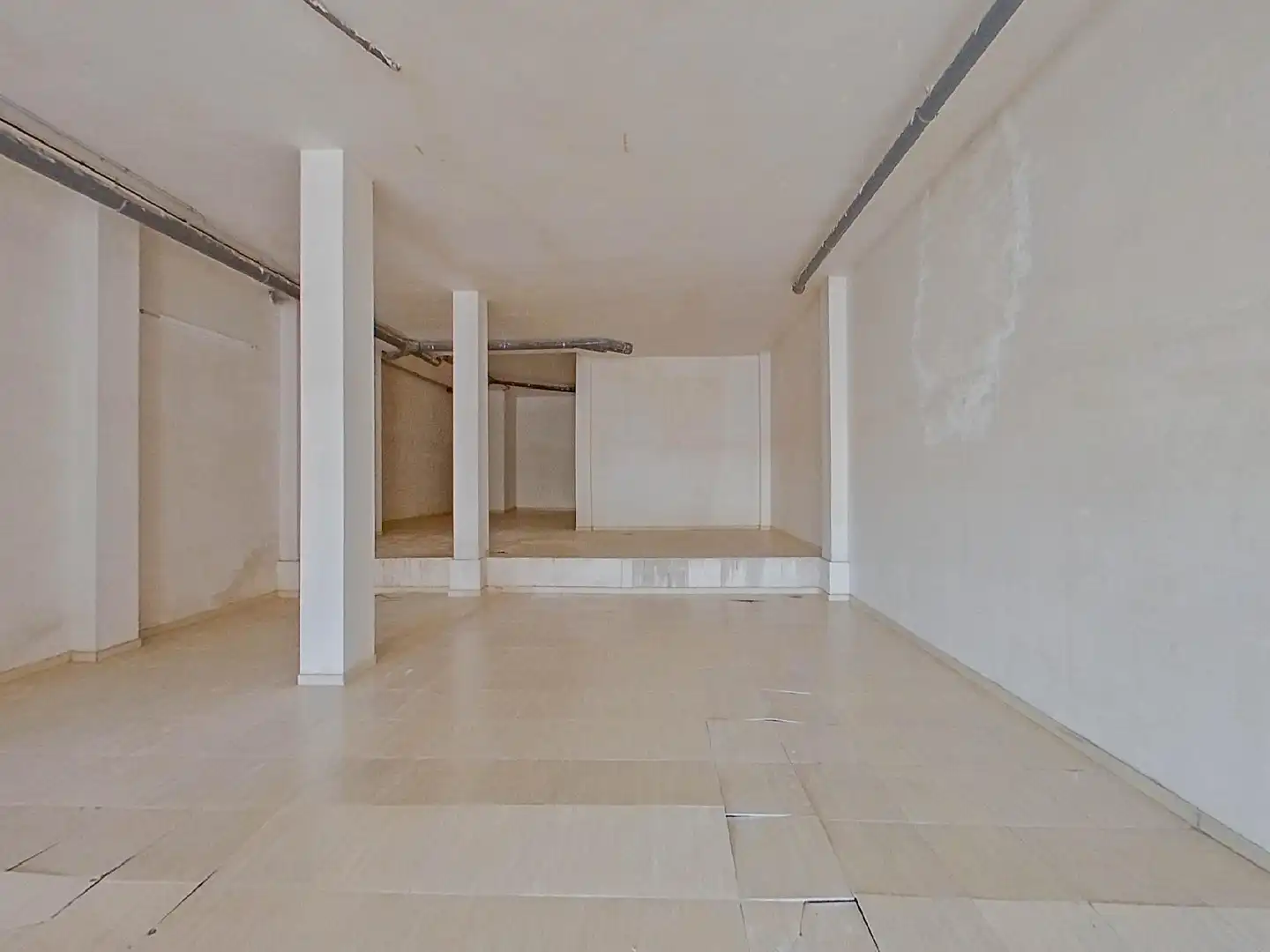 Commercial properties for sale in Manresa