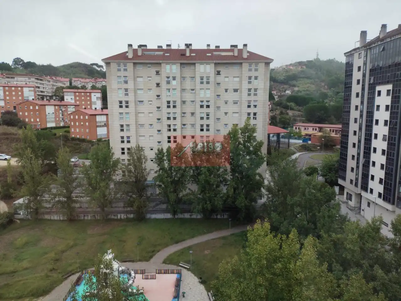 Vista exterior de Dúplex en venda en Ourense Capital  amb Calefacció i Terrassa