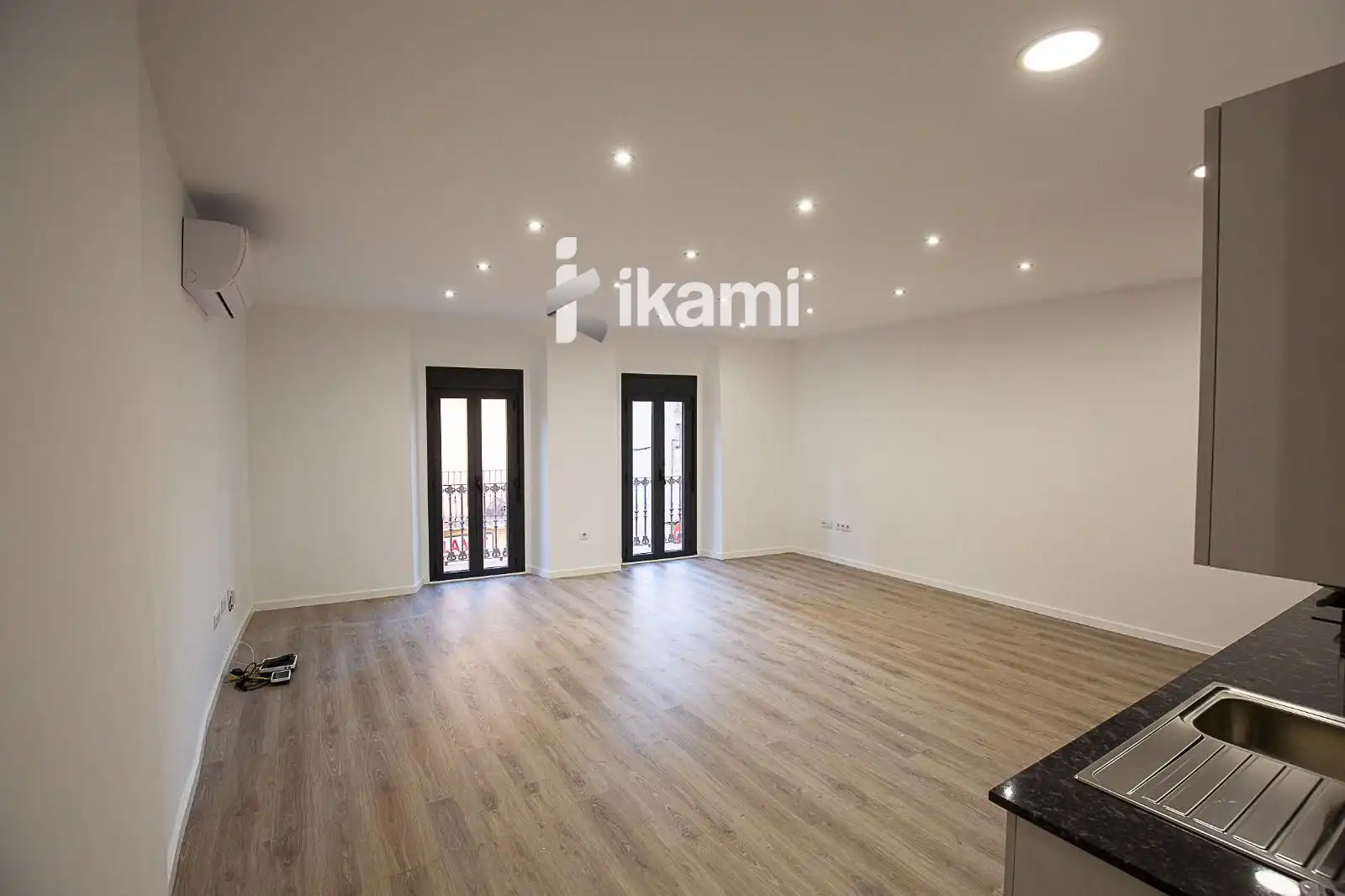 Sala de estar de Casa adosada de alquiler en Vilafant con Aire acondicionado, Calefacción y Terraza