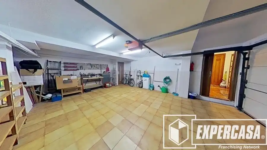 Casa o xalet en venda en Burjassot amb Aire condicionat, Calefacció i Terrassa