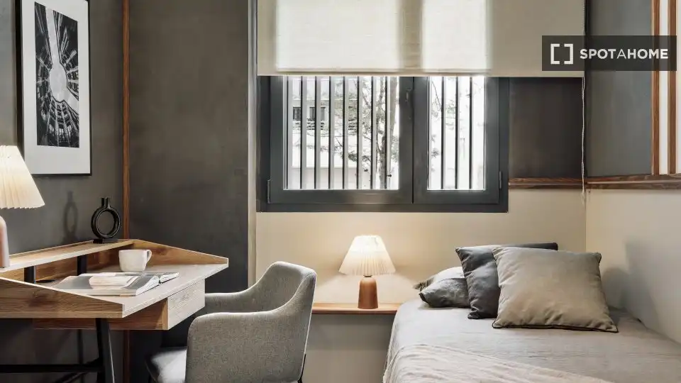 Bedroom of Flat for rent in Barcelona  with Air Conditioner, Heating and Furnished