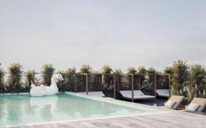 Swimming pool of Flat for sale in  Sevilla Capital  with Terrace