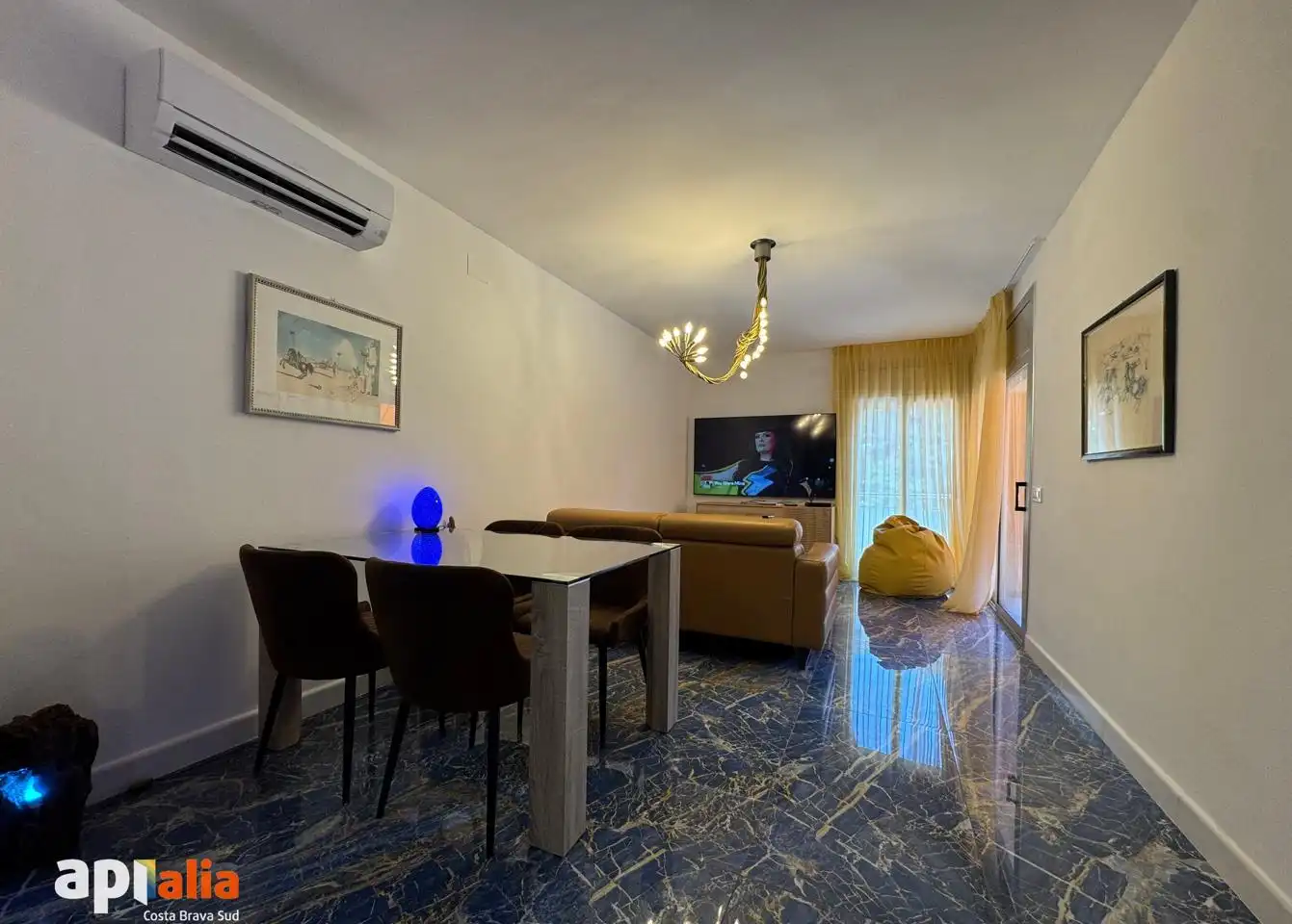 Flat for sale in Canyelles