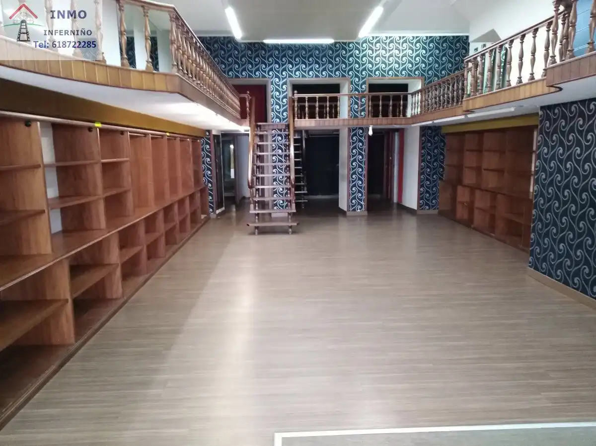 Local comercial en venda a Rianxo