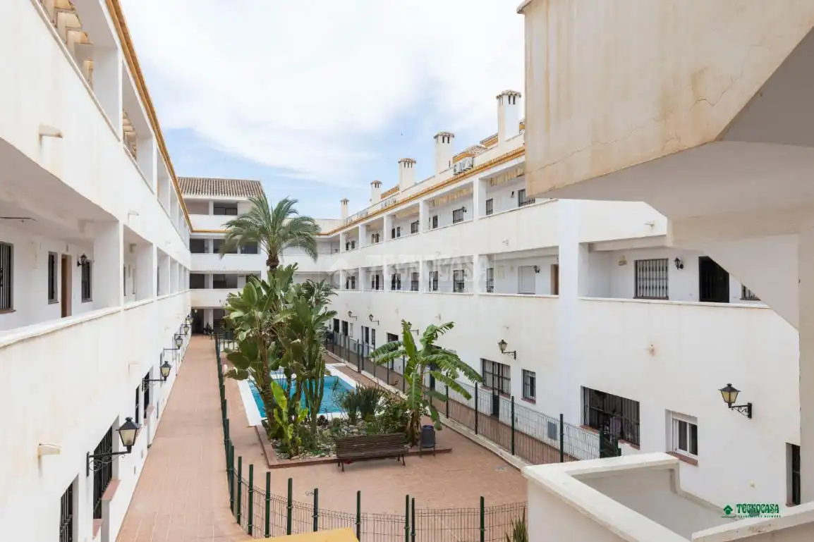 Vista exterior de Pis en venda en Vera amb Aire condicionat, Terrassa i Piscina comunitària