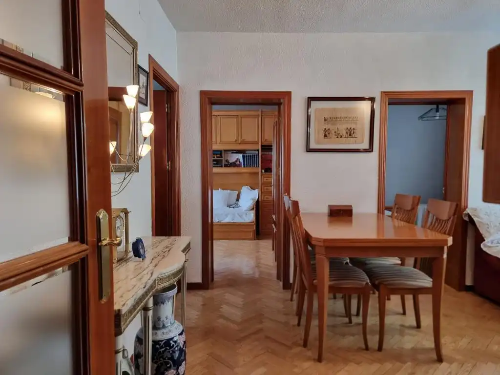 Piso para entrar a vivir con ascensor y tres dormitorios., Bild 5