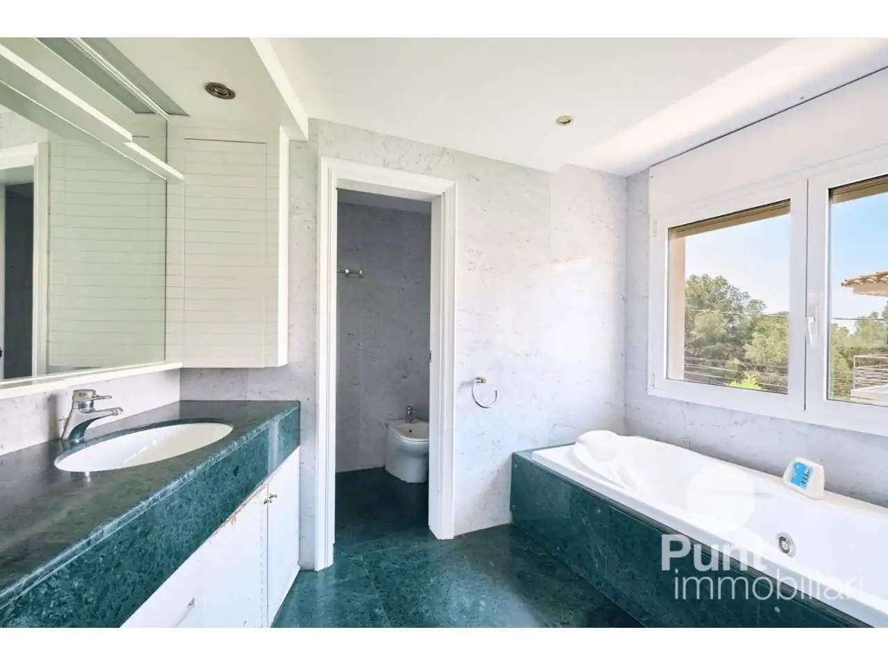 Baño de Casa o chalet en venta en Premià de Dalt con Aire acondicionado, Calefacción y Jardín privado