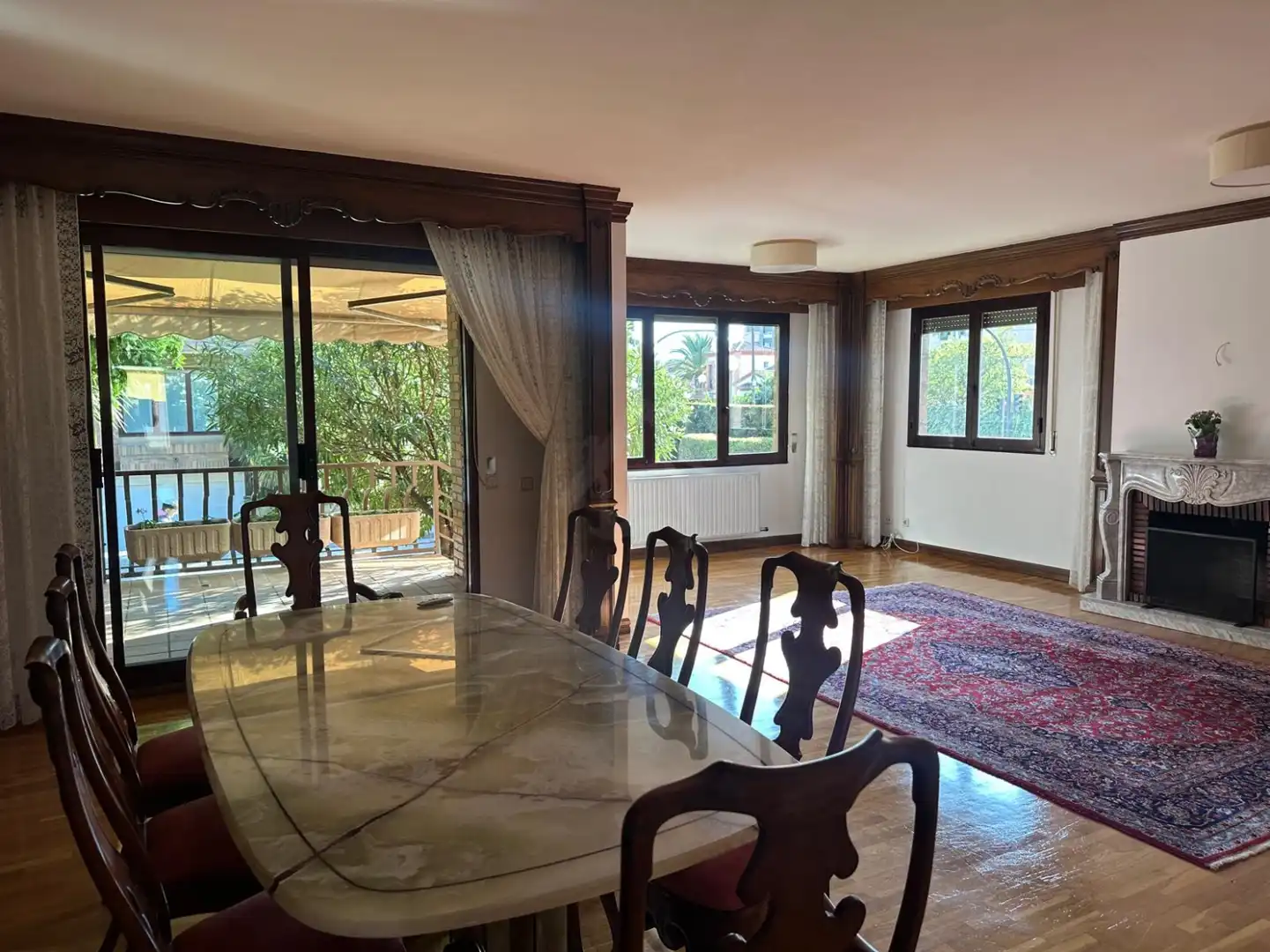 Menjador de Casa adosada en venda en  Logroño amb Aire condicionat, Calefacció i Parquet