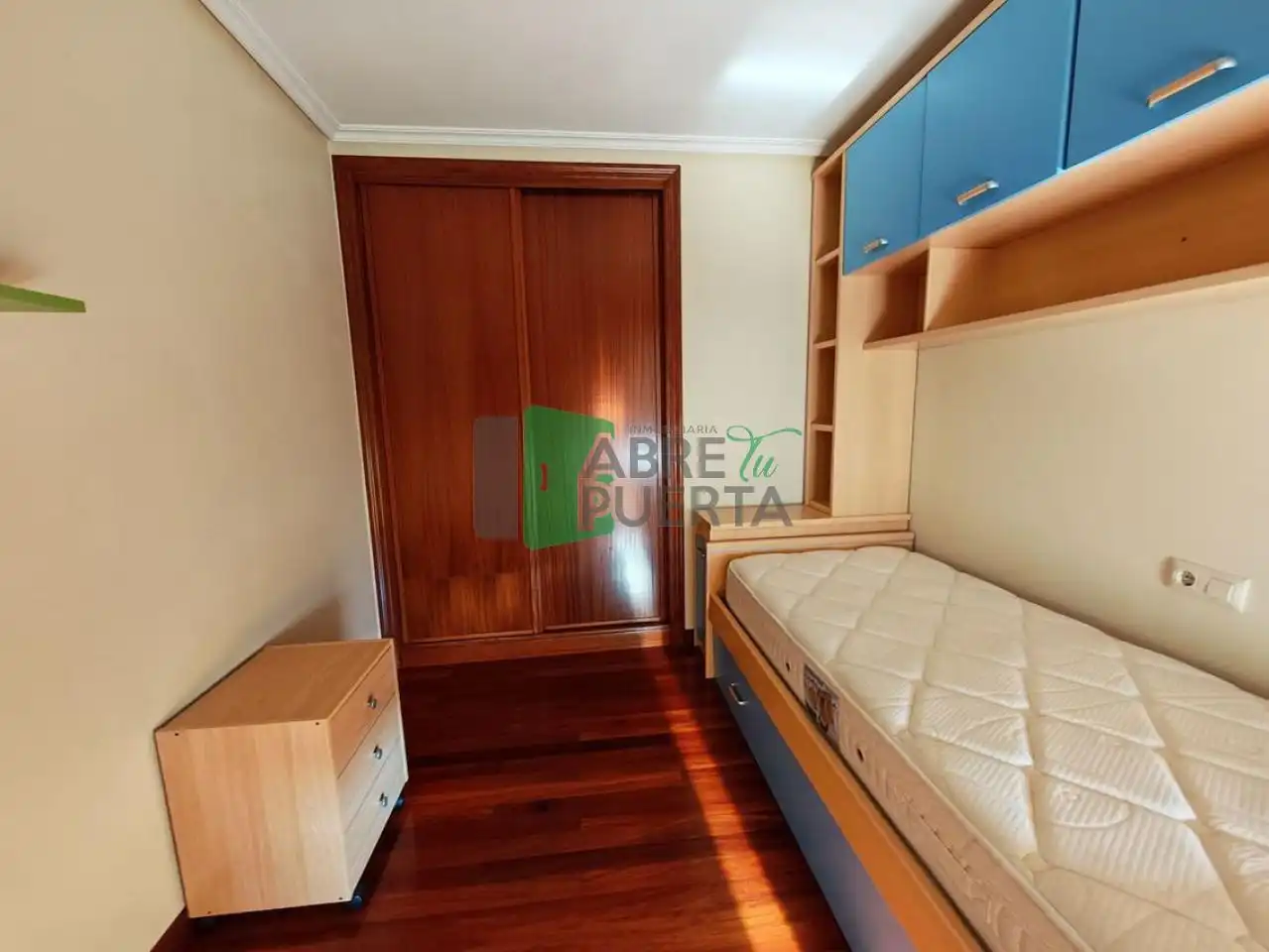 Schlafzimmer von Dachboden zum Verkauf in O Carballiño   mit Heizung und Parkett