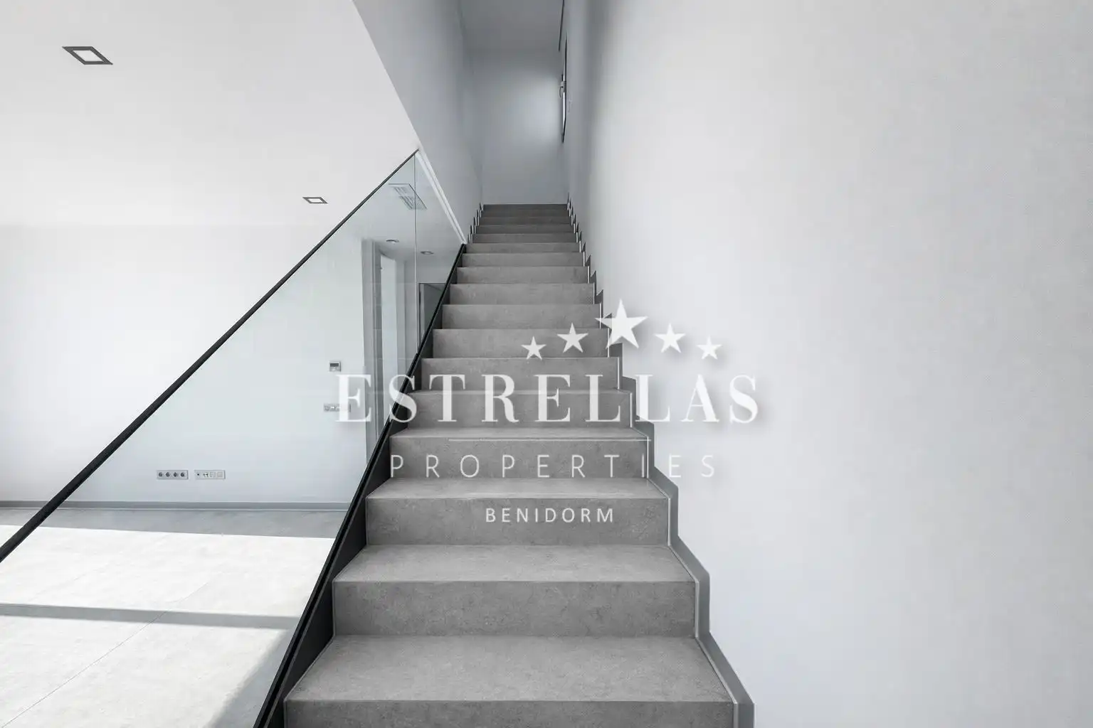 Chalet con piscina en venta en Golf Bahía, imagen 21