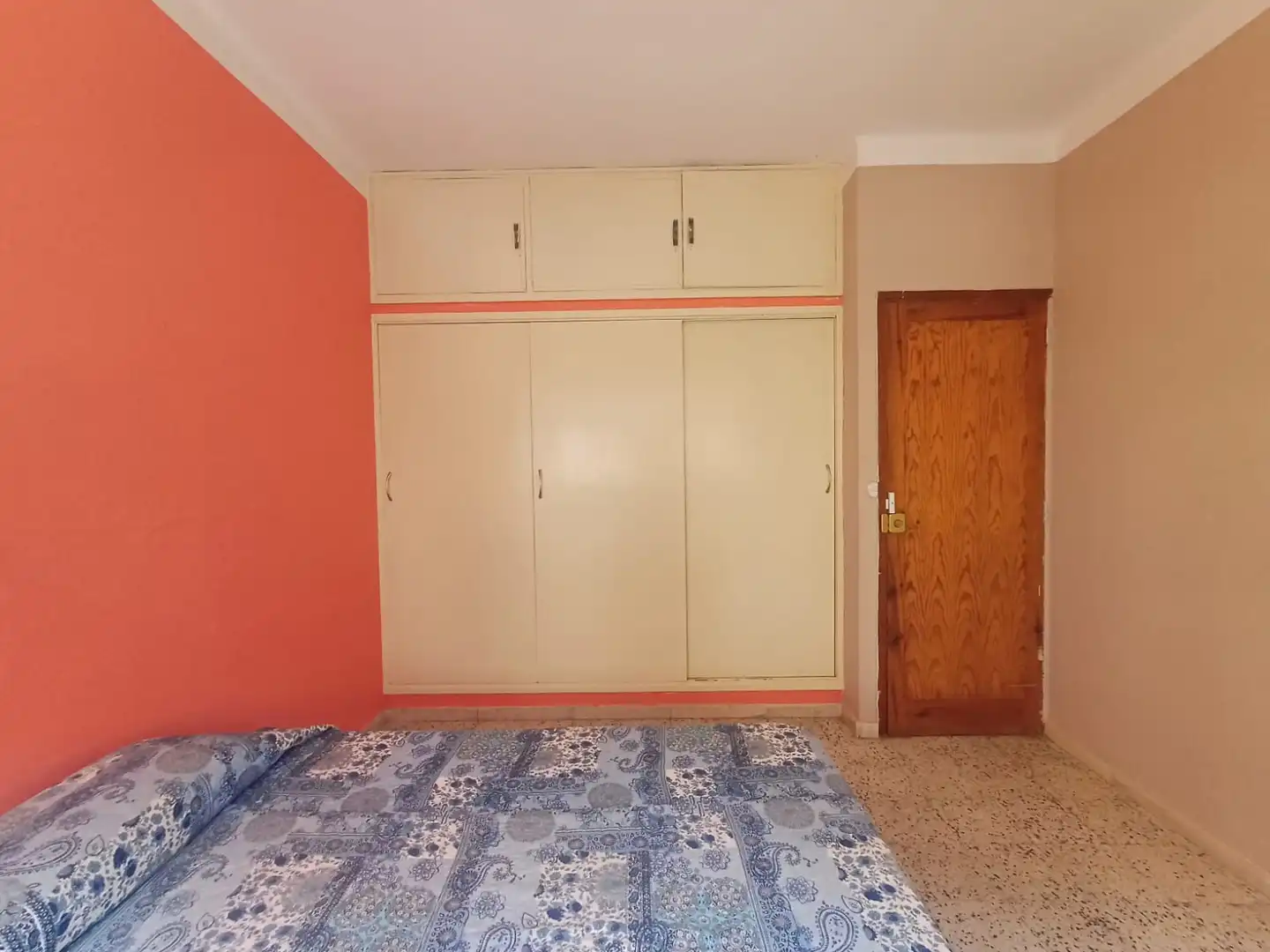 Habitación de Casa adosada en venta en Santa Brígida con Terraza y Alarma