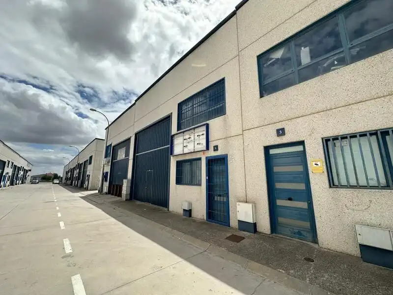 Industrial building for sale in Avenida Industria, imagen 3