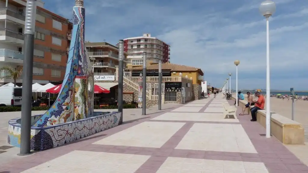 Exterior view of Flat for sale in Daimús  with Air Conditioner, Heating and Storage room