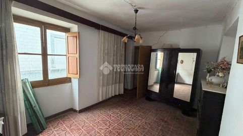 Foto 2 de Casa adosada en venta en Torredonjimeno, Jaén