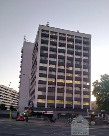 Exterior view of Office for sale in  Sevilla Capital  with Air Conditioner