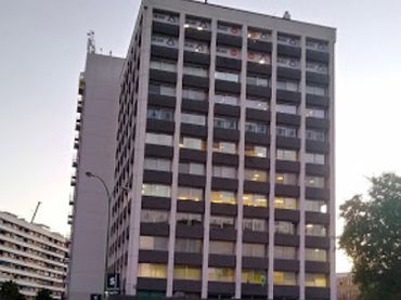 Oficina con ascensor en venta en Nervión