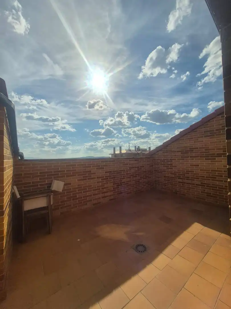 Terrassa de Àtic en venda en Ávila amb Calefacció, Terrassa i Traster