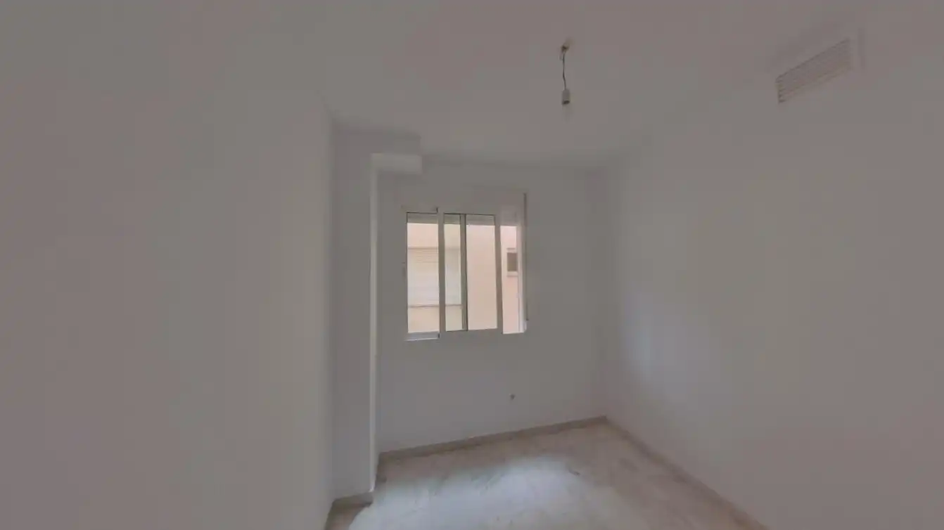 Habitación de Apartamento en venta en Benalmádena con Aire acondicionado, Calefacción y Terraza
