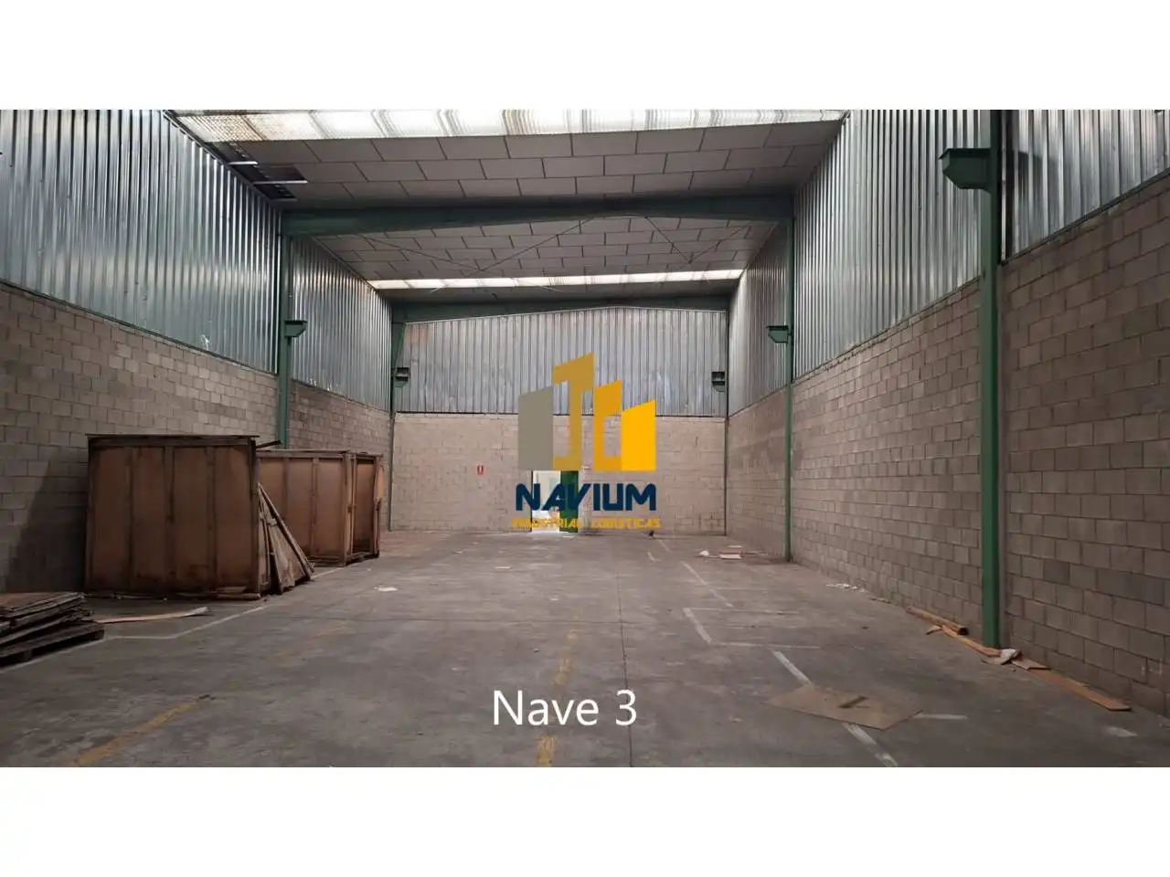 Vista exterior de Nave industrial en venta en Seseña