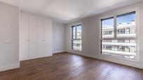 Bedroom of Flat for sale in  Madrid Capital  with Air Conditioner and Terrace