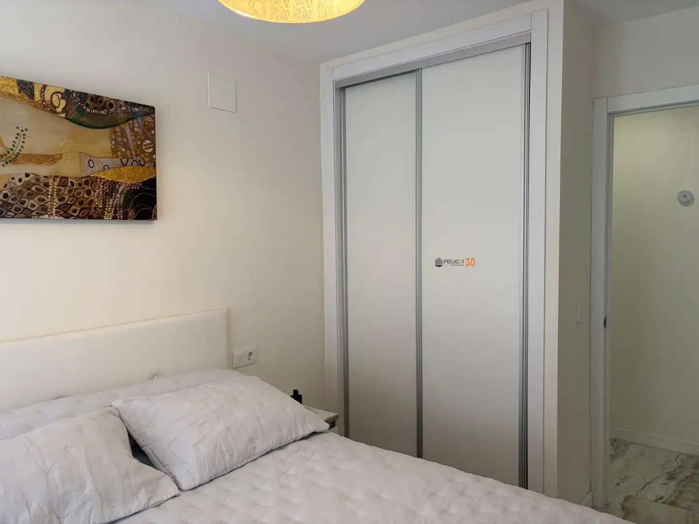 Habitación de Piso en venta en Benidorm con Aire acondicionado, Terraza y Amueblado