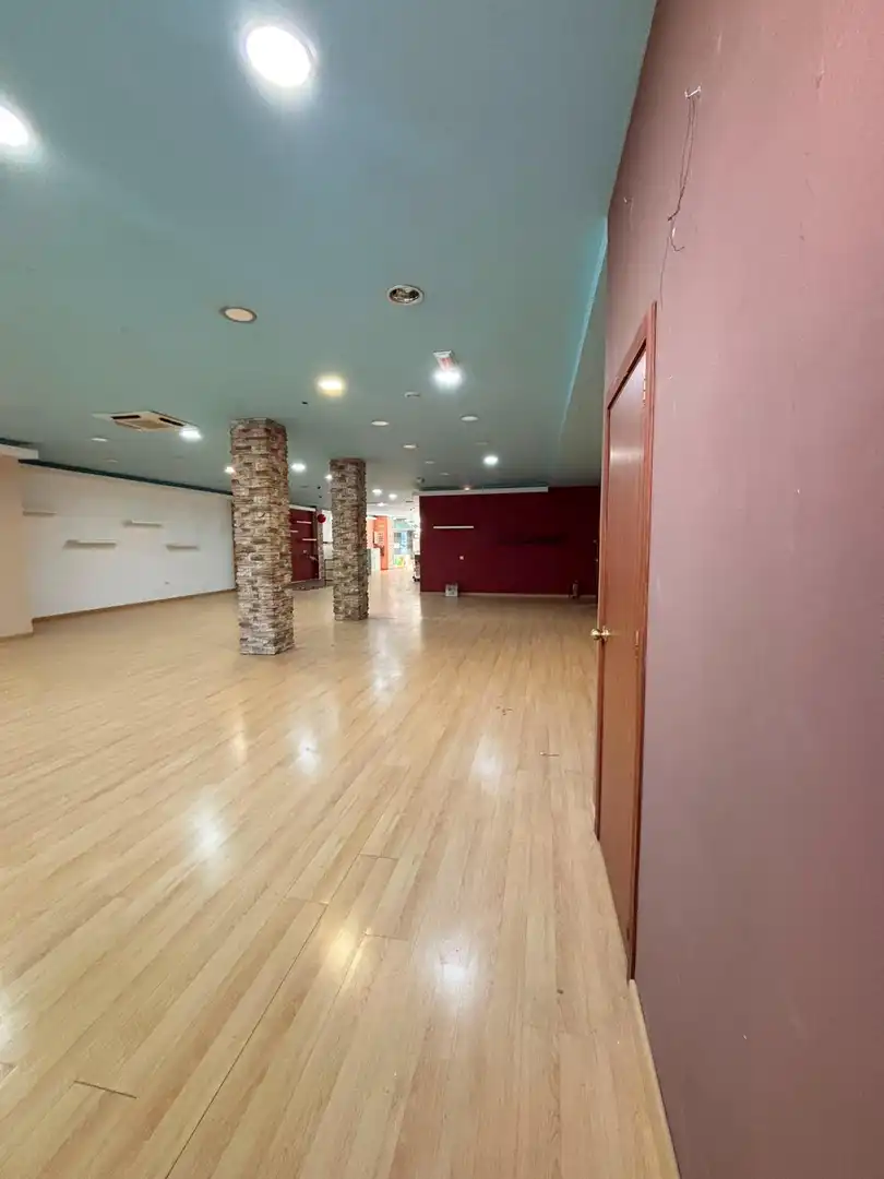 Local commercial à vendre à Valdepeñas, imagen 4