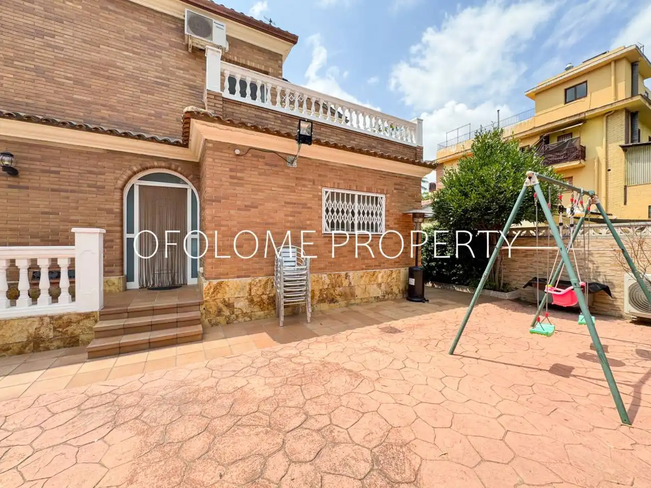Vista exterior de Casa o chalet en venta en Santa Perpètua de Mogoda con Aire acondicionado, Calefacción y Jardín privado