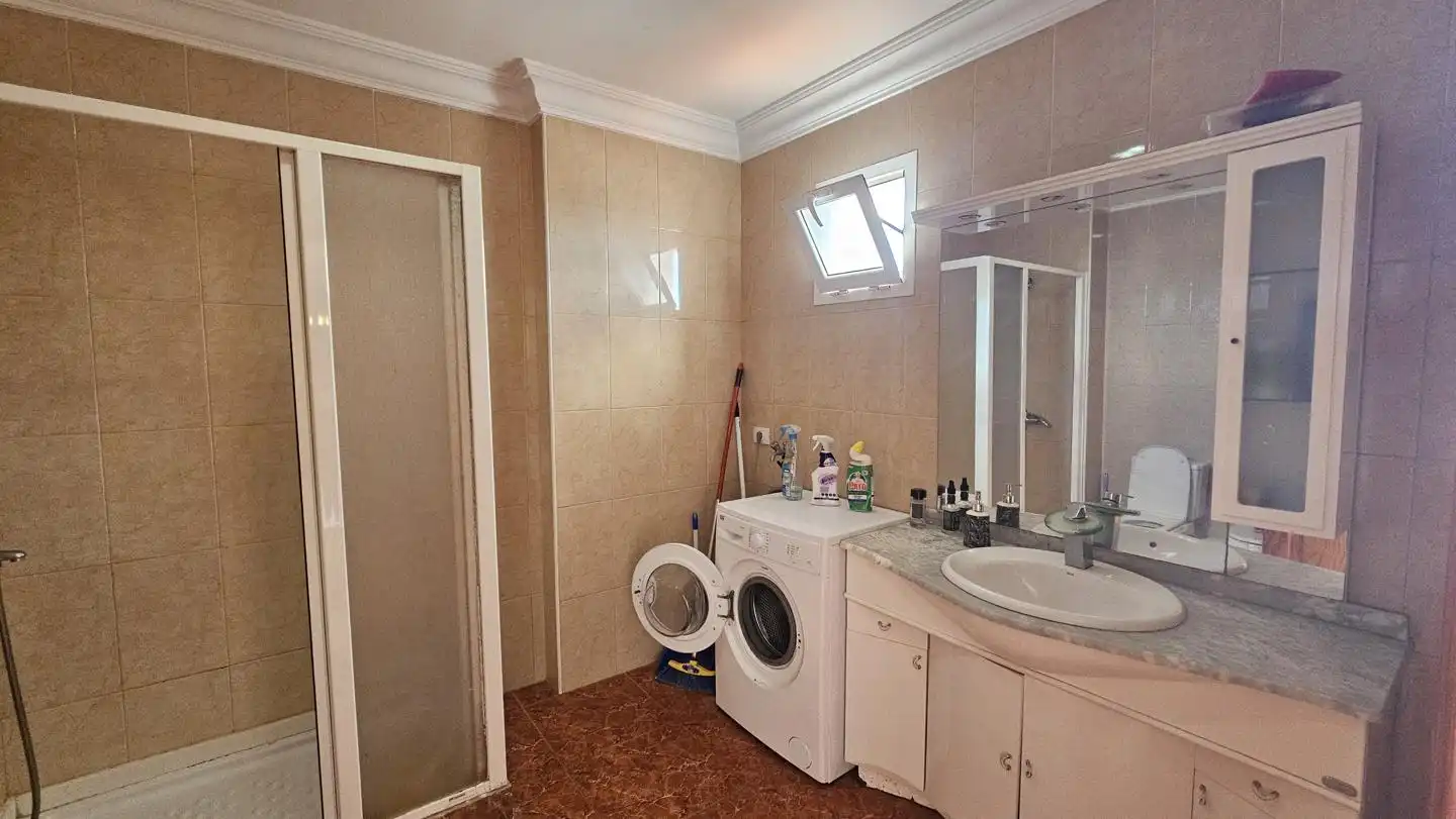 Baño de Piso de alquiler en San Bartolomé de Tirajana con Terraza y Amueblado