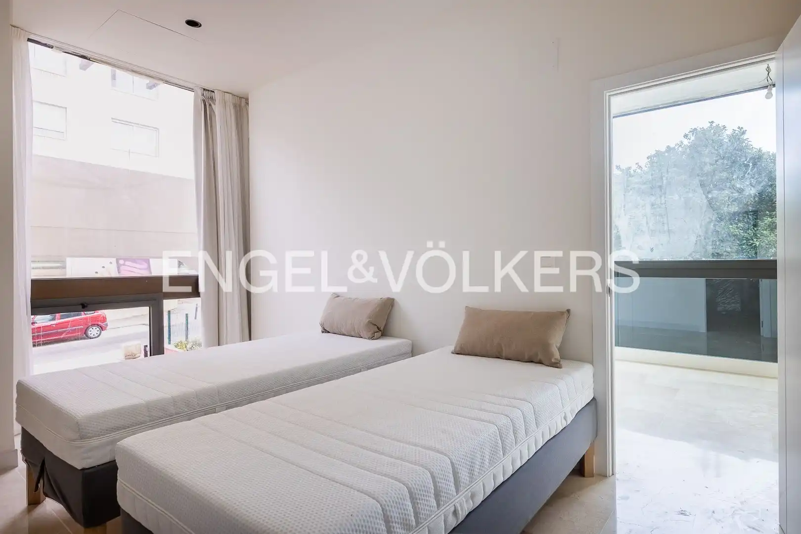 Habitación de Piso en venta en Sevilla con Aire acondicionado y Calefacción
