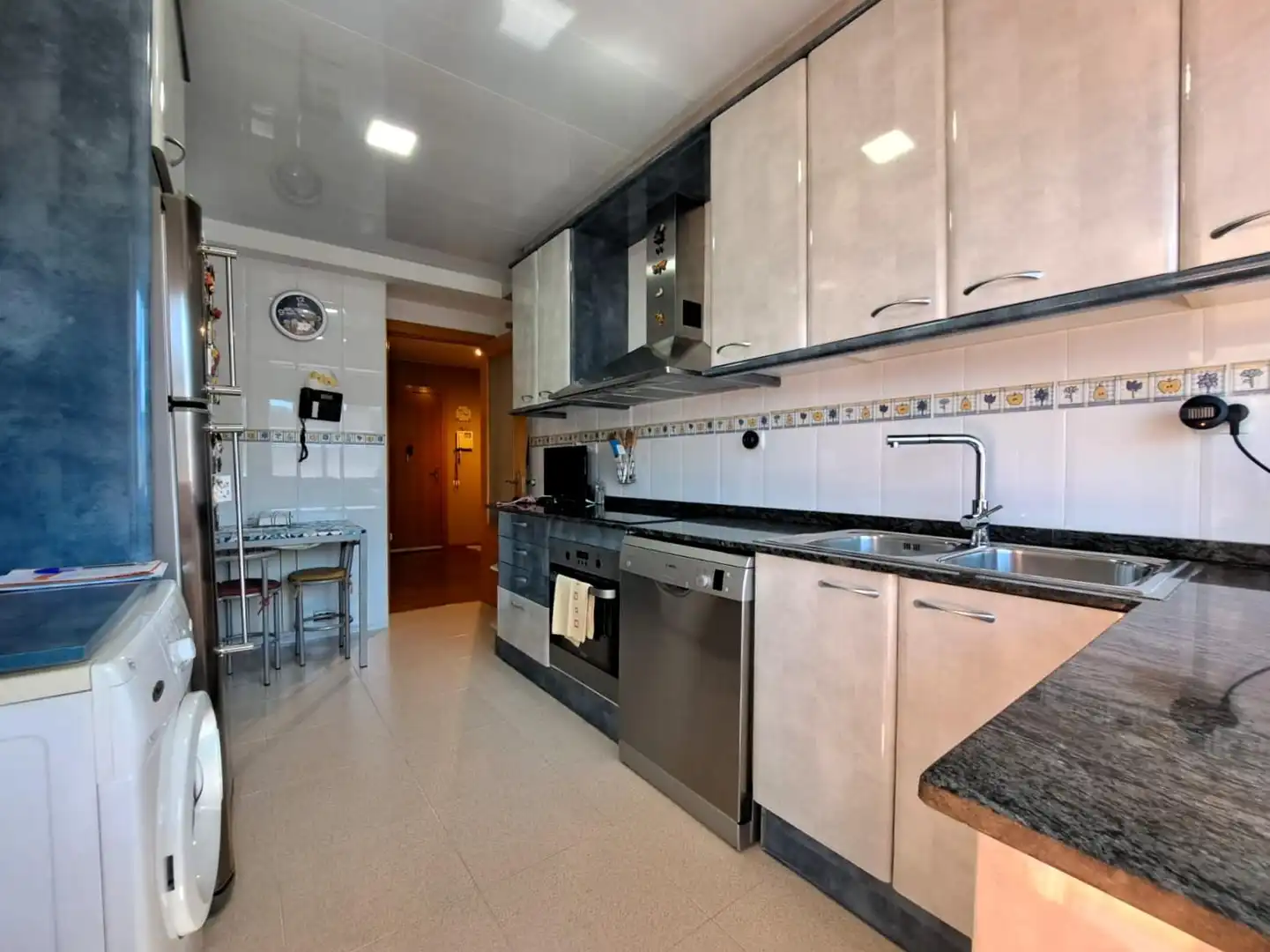 Cocina de Dúplex en venta en Olesa de Montserrat con Aire acondicionado, Calefacción y Jardín privado