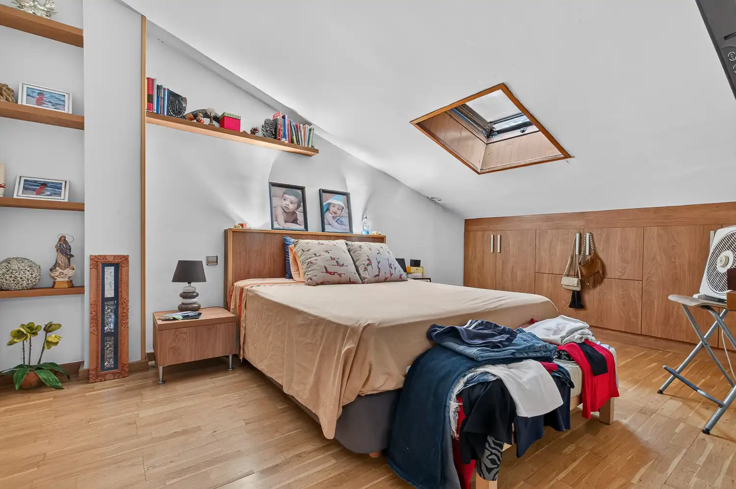 Habitación de Dúplex en venta en Terrassa con Calefacción y Balcón
