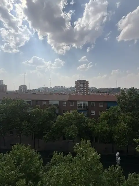 Vista exterior de Piso en venta en Valladolid con Calefacción, Terraza y Piscina