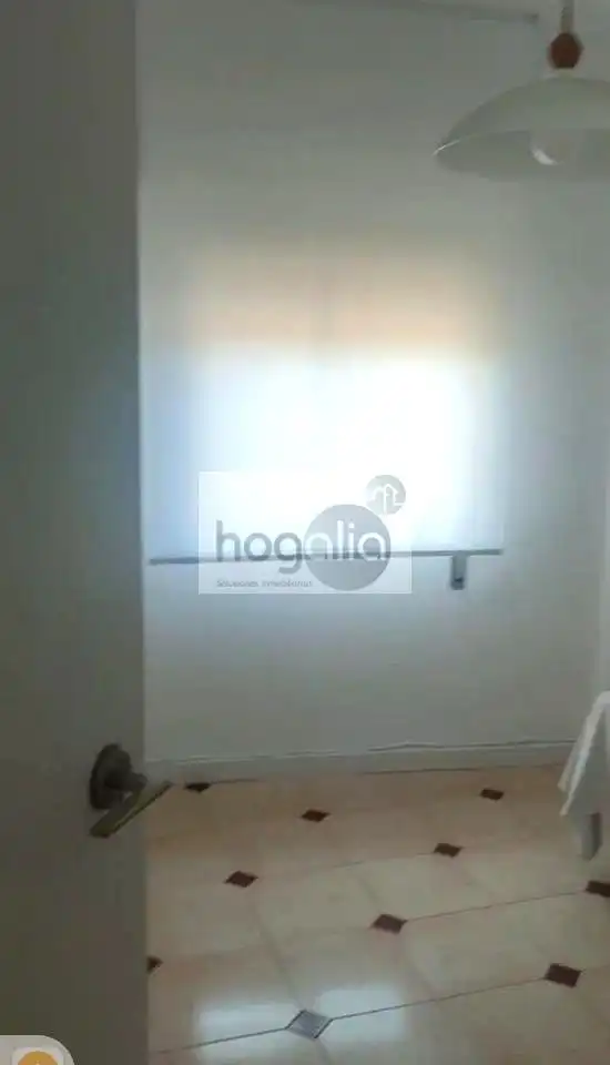 Habitación de Piso de alquiler en Sevilla con Aire acondicionado, Amueblado y Balcón