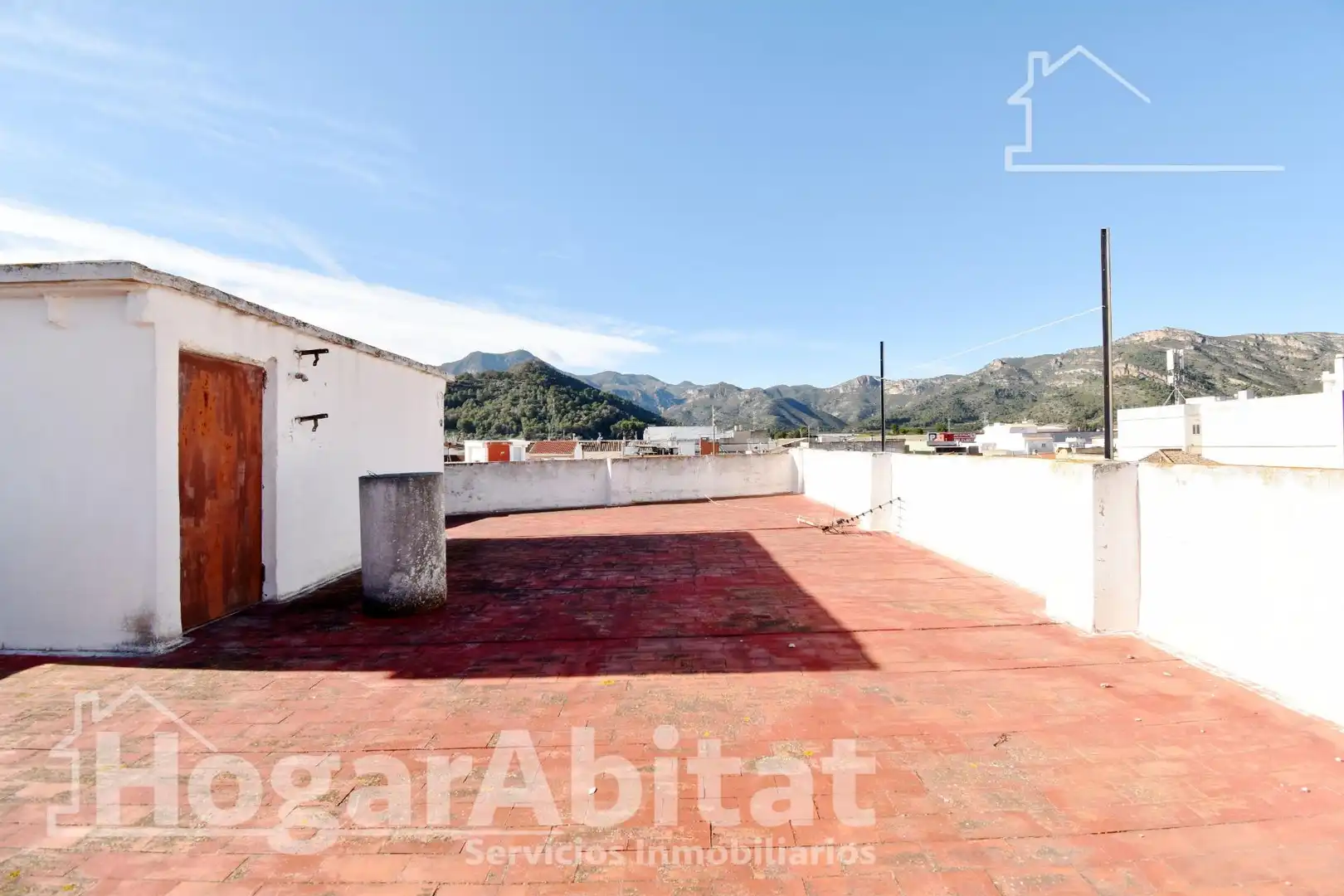 Vista exterior de Casa o xalet en venda en Xeraco amb Terrassa, Traster i Balcó