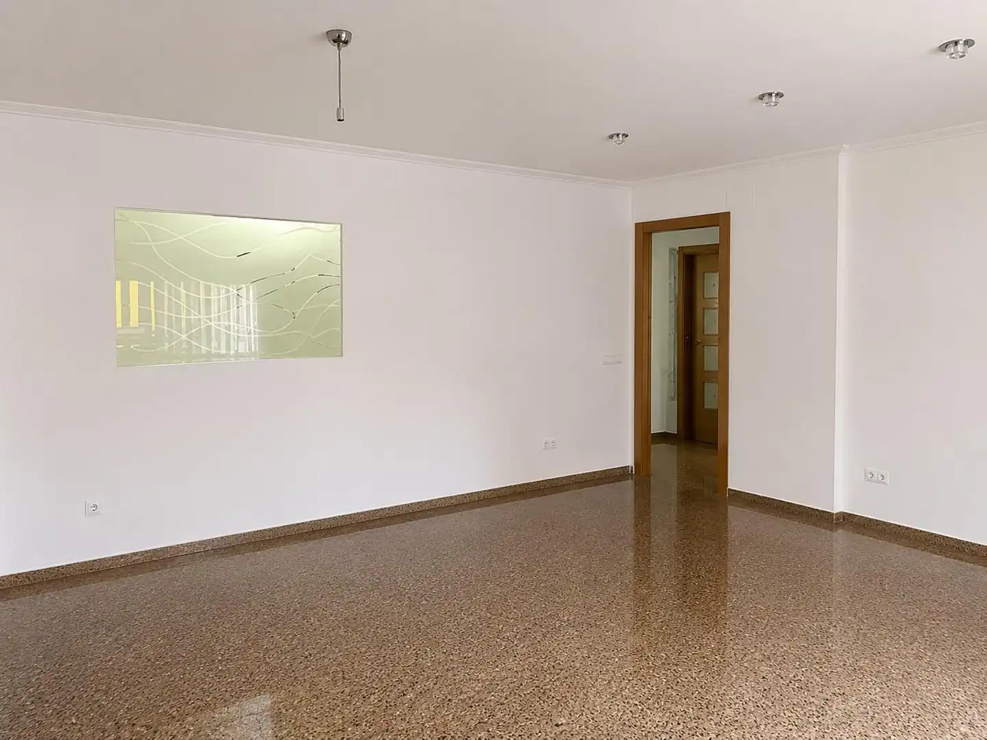 Piso en venta en Valencia con Aire acondicionado, Jardín privado y Balcón