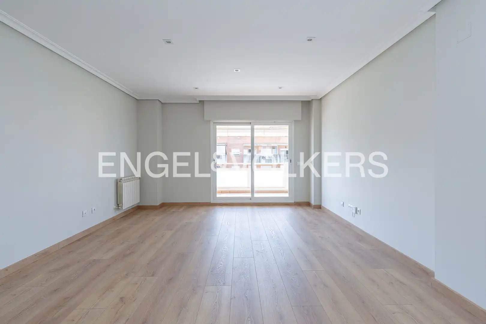 Sala d'estar de Pis de lloguer en Pozuelo de Alarcón amb Aire condicionat, Calefacció i Parquet