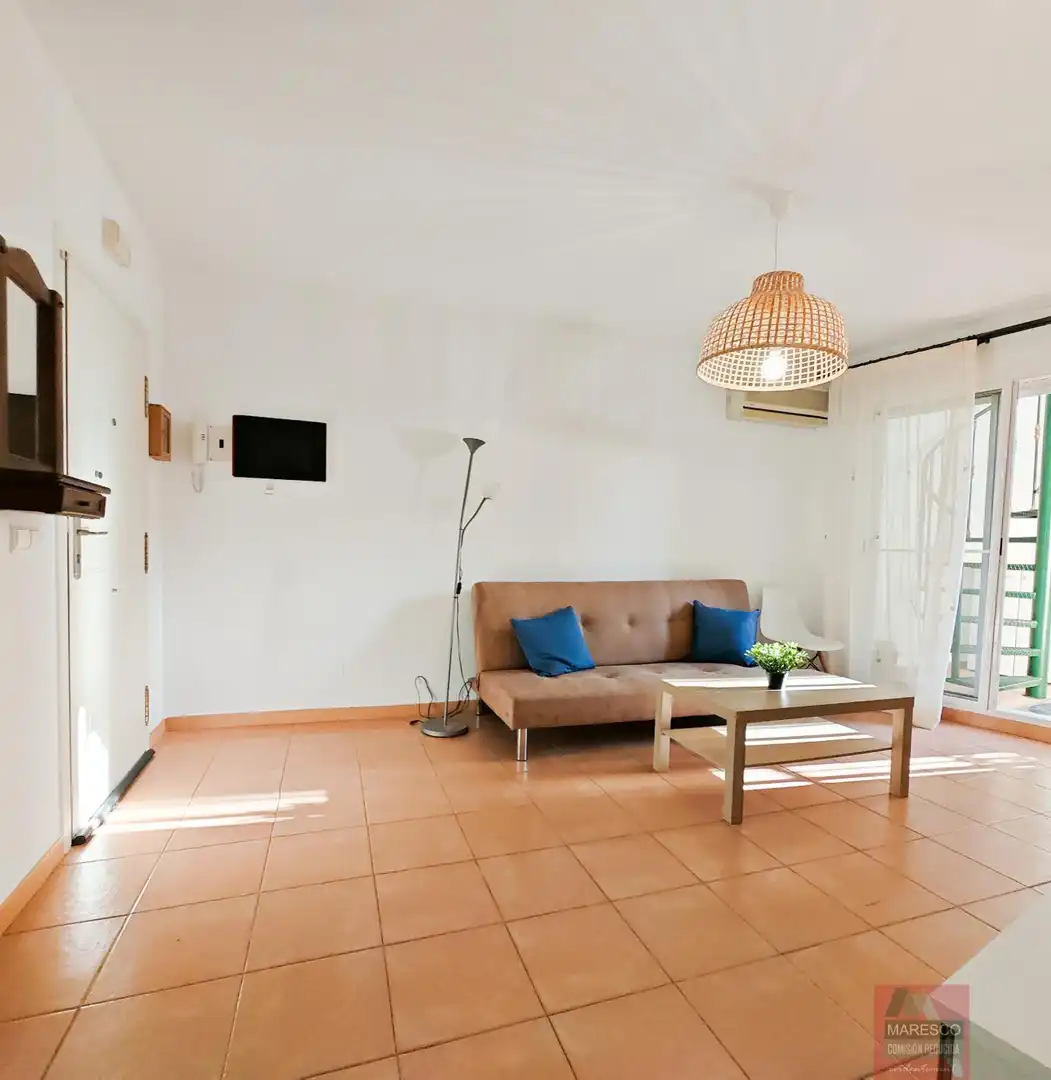 Living room of Attic for sale in Fuengirola  with Air Conditioner, Terrace and Community pool