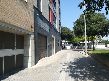 Aparcament amb ascensor en venda a Elche
