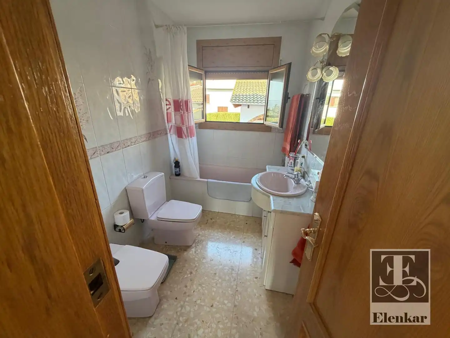 Baño de Casa o chalet en venta en Sant Jaume dels Domenys con Jardín privado, Terraza y Trastero