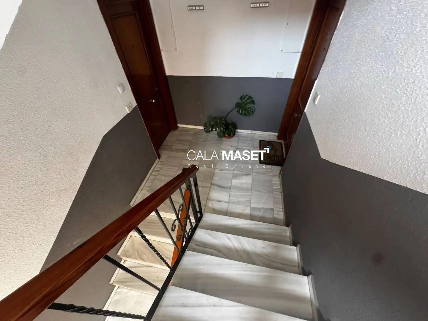 Ático en venta en Castell d'Aro, Platja d'Aro i s'Agaró con Calefacción, Terraza y Amueblado