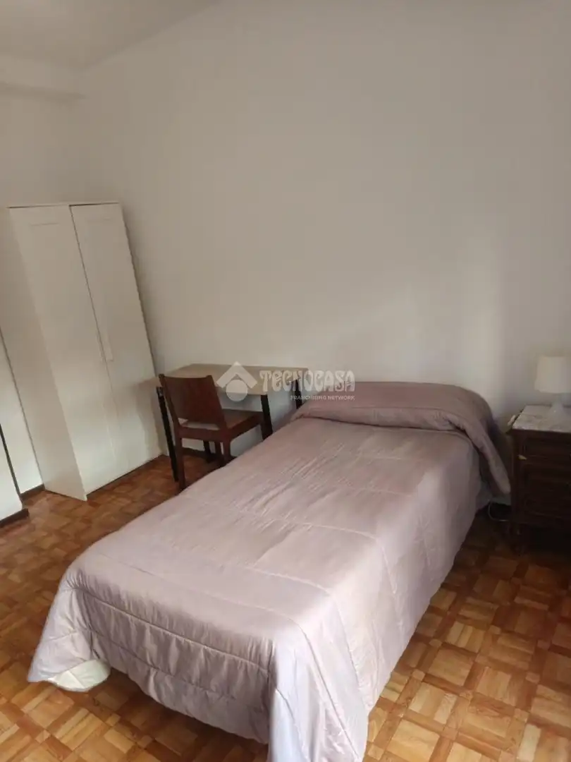 Flat with terrace to rent in Sur